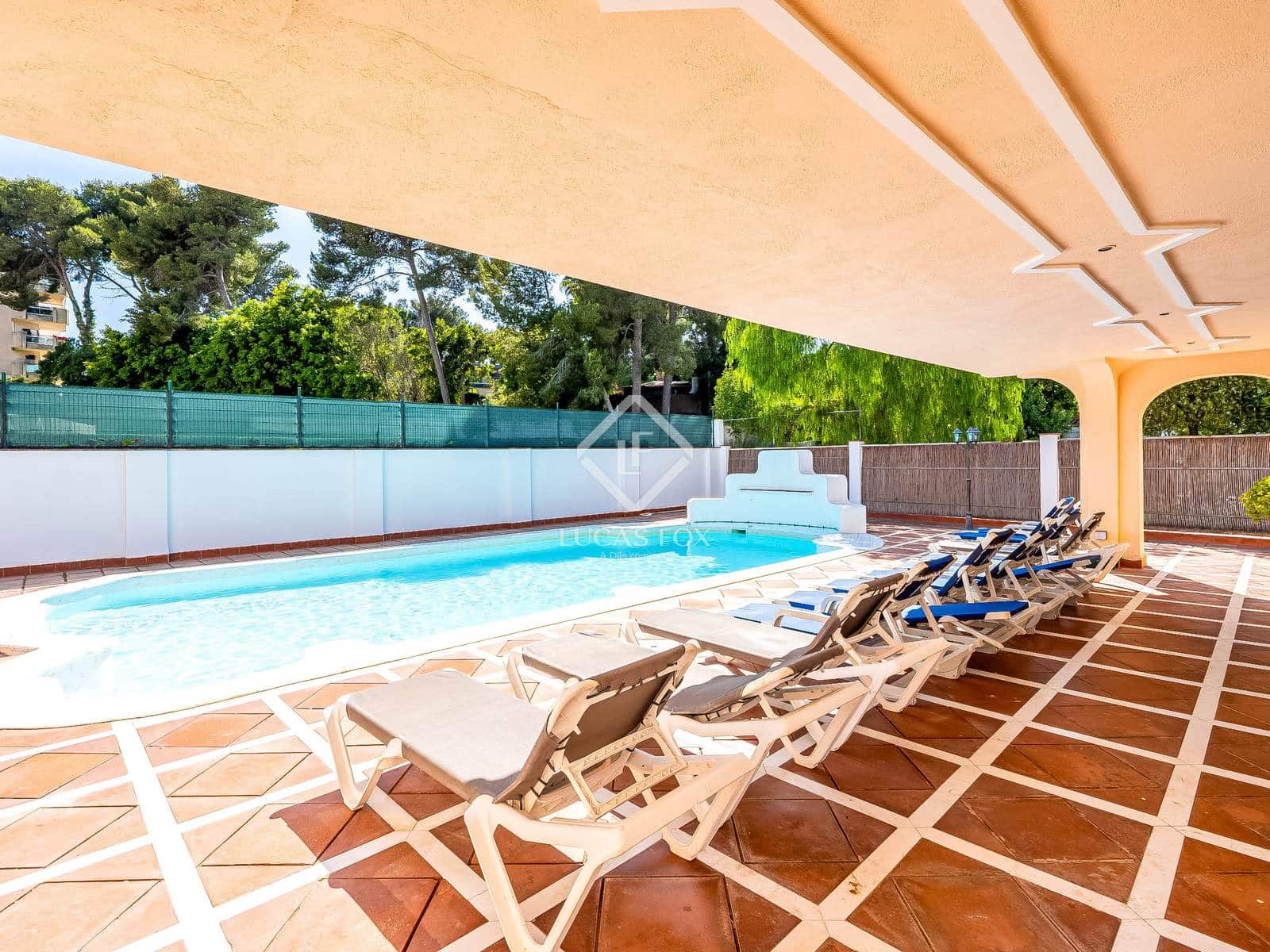 6 soverom Villa til salgs i Salou med svømmebasseng garasje - € 1 400 000 (Ref: 9186119)