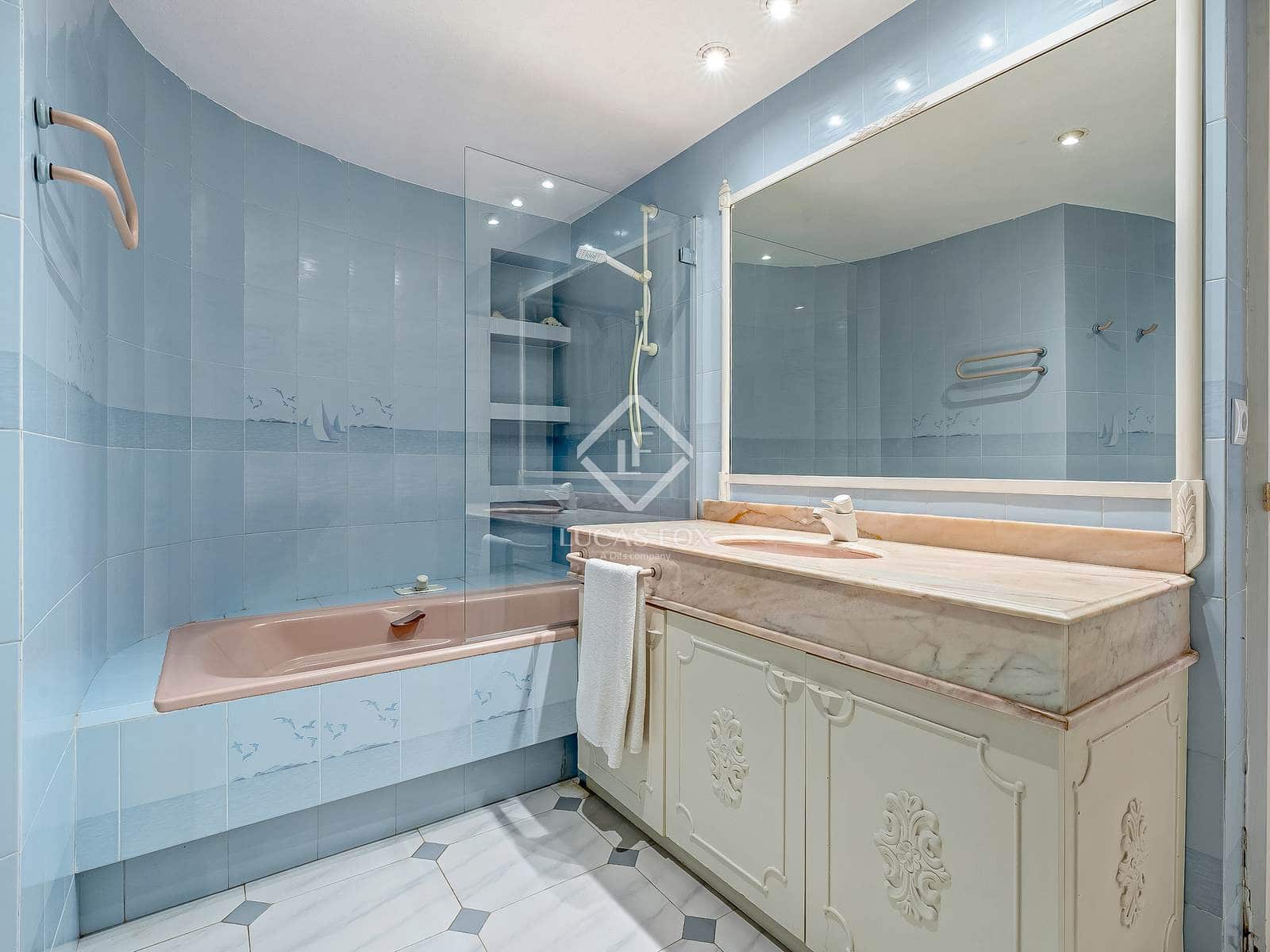 6 soverom Villa til salgs i Salou med svømmebasseng garasje - € 1 400 000 (Ref: 9186119)