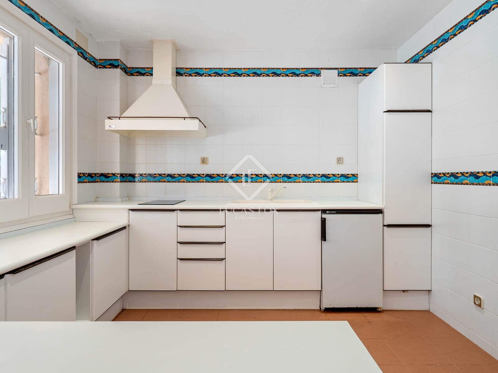 6 soverom Villa til salgs i Salou med svømmebasseng garasje - € 1 400 000 (Ref: 9186119)