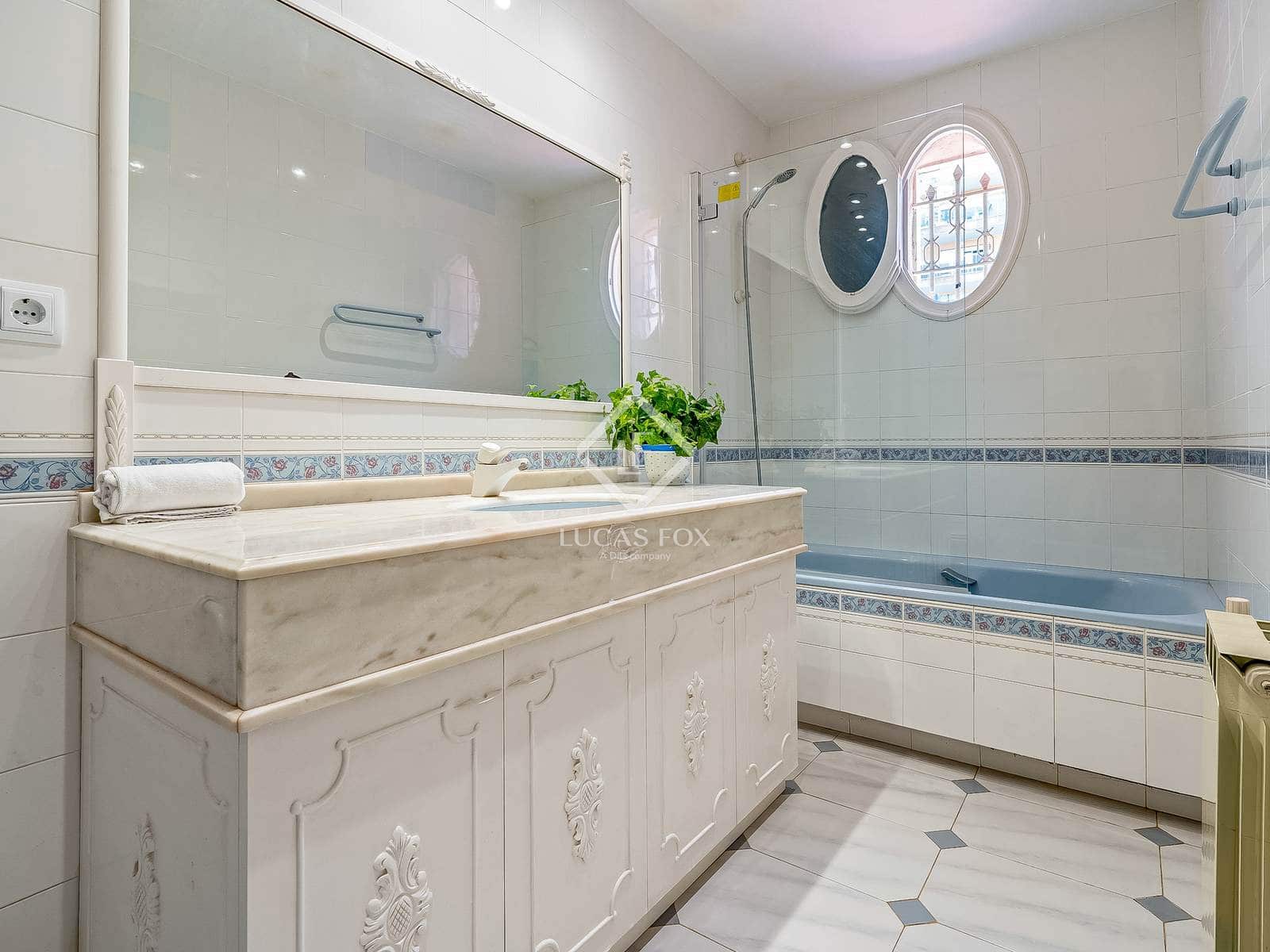 6 soverom Villa til salgs i Salou med svømmebasseng garasje - € 1 400 000 (Ref: 9186119)