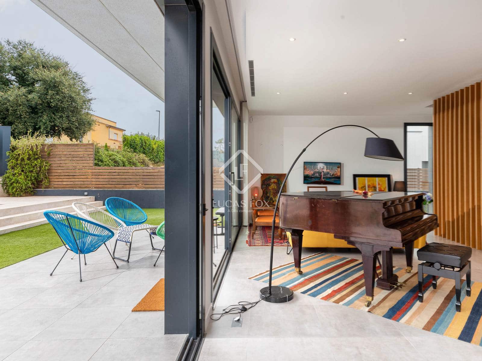 4 soveværelse Villa til salg i Fornells de la Selva med swimmingpool garage - € 880.000 (Ref: 9187227)