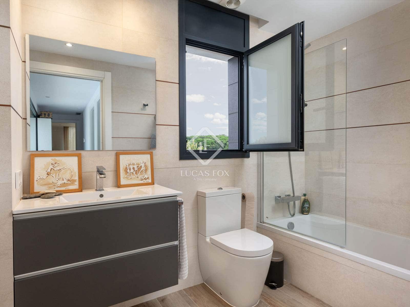 4 soveværelse Villa til salg i Fornells de la Selva med swimmingpool garage - € 880.000 (Ref: 9187227)