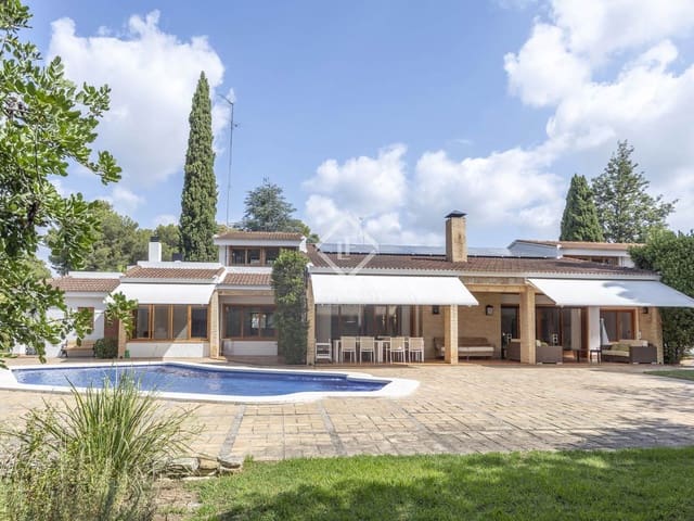 6 sovrum Villa att hyra i Paterna med pool garage - 6 000 € (Ref: 9187432)
