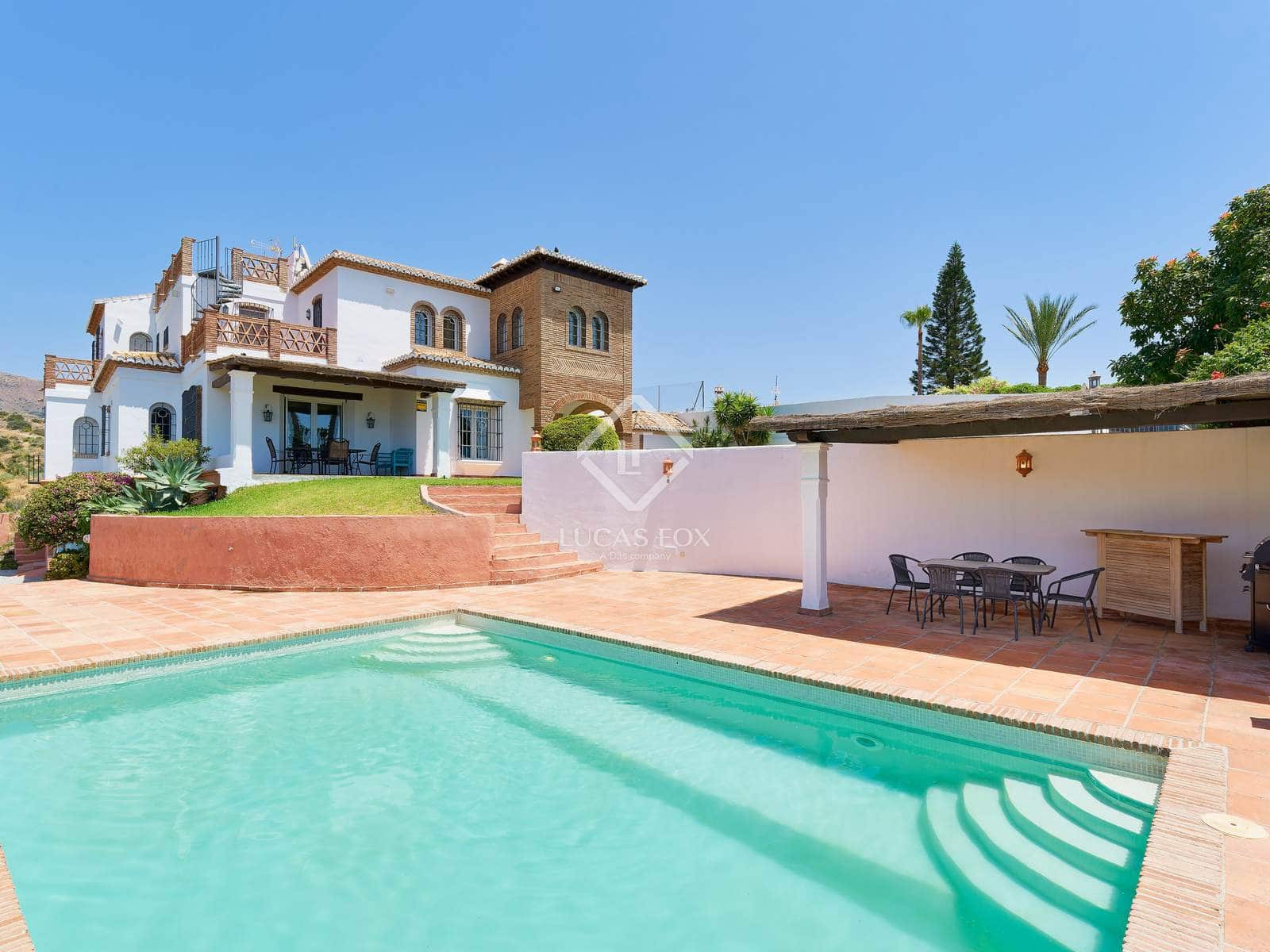 5 slaapkamer Villa te koop in La Herradura - € 1.695.000 (Ref: 9187595)
