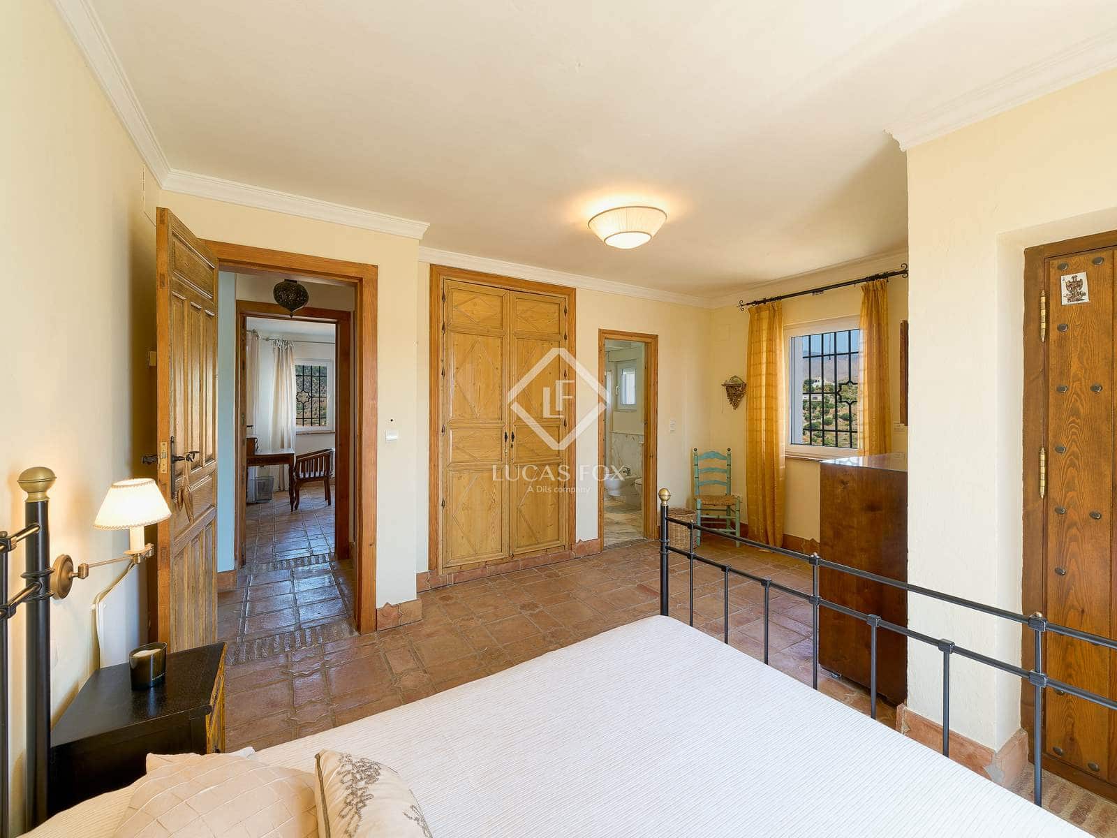 5 slaapkamer Villa te koop in La Herradura - € 1.695.000 (Ref: 9187595)