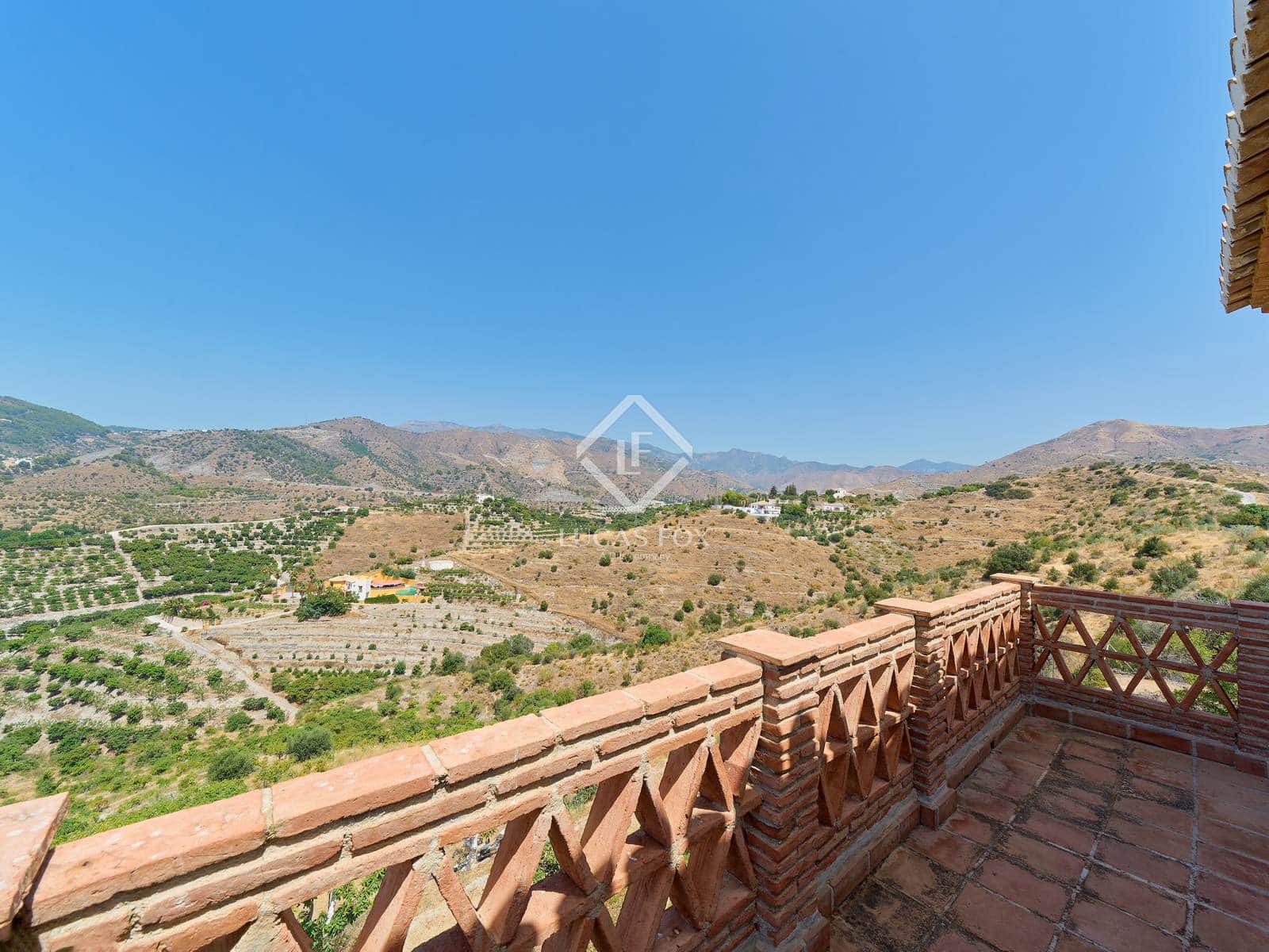 5 slaapkamer Villa te koop in La Herradura - € 1.695.000 (Ref: 9187595)