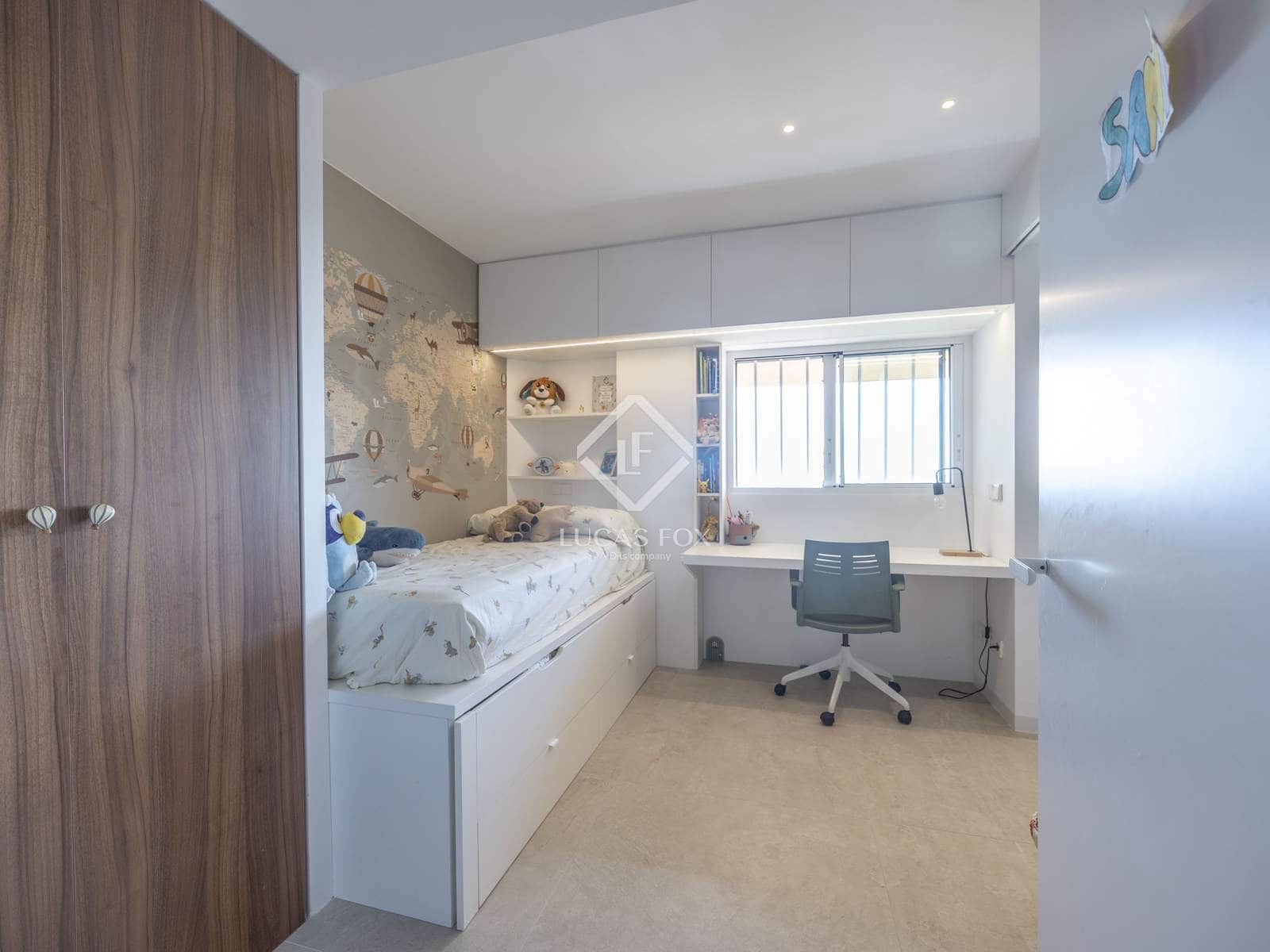 3 bedroom Apartment for rent in El Saler with pool garage - € 4,500 (Ref: 9187598)