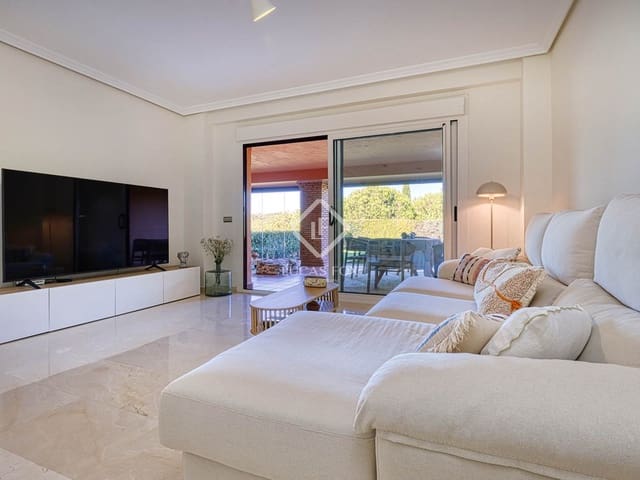 2 makuuhuone Huoneisto myytävänä paikassa Casares mukana uima-altaan 
autotalli - 480 000 € (Ref: 9189551)