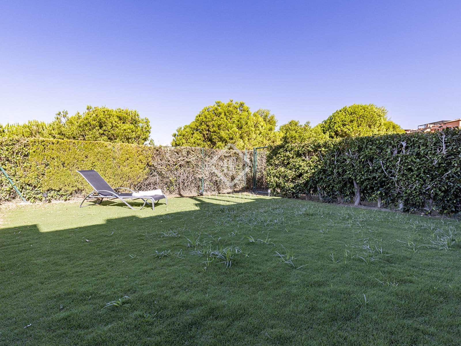 2 makuuhuone Huoneisto myytävänä paikassa Casares mukana uima-altaan 
autotalli - 480 000 € (Ref: 9189551)