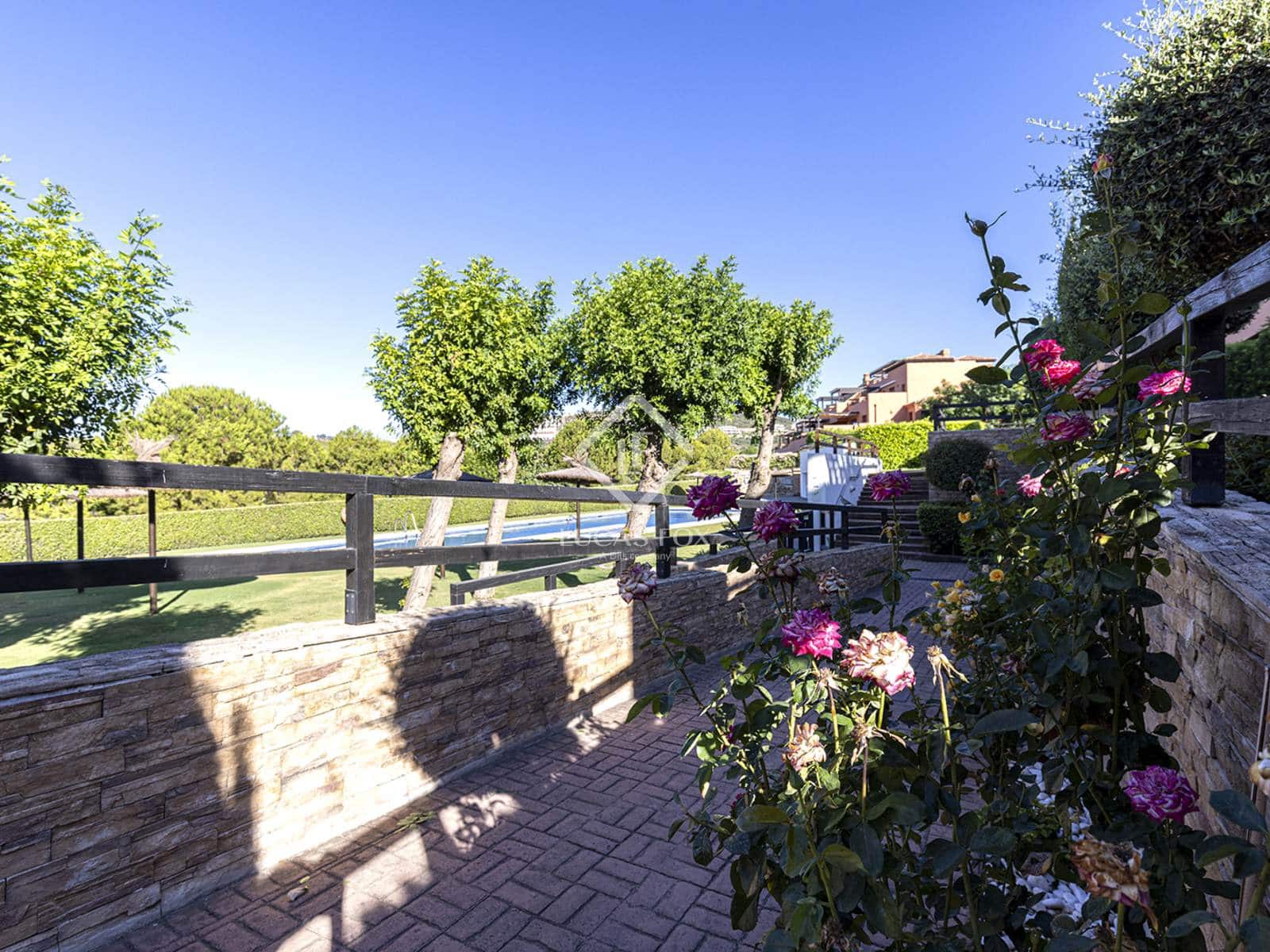 2 makuuhuone Huoneisto myytävänä paikassa Casares mukana uima-altaan 
autotalli - 480 000 € (Ref: 9189551)