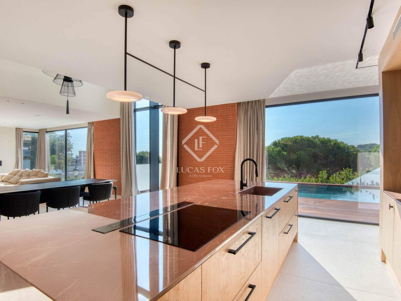 6 bedroom Villa for sale in Sant Feliu de Guixols with pool garage - € 2,200,000 (Ref: 9189857)