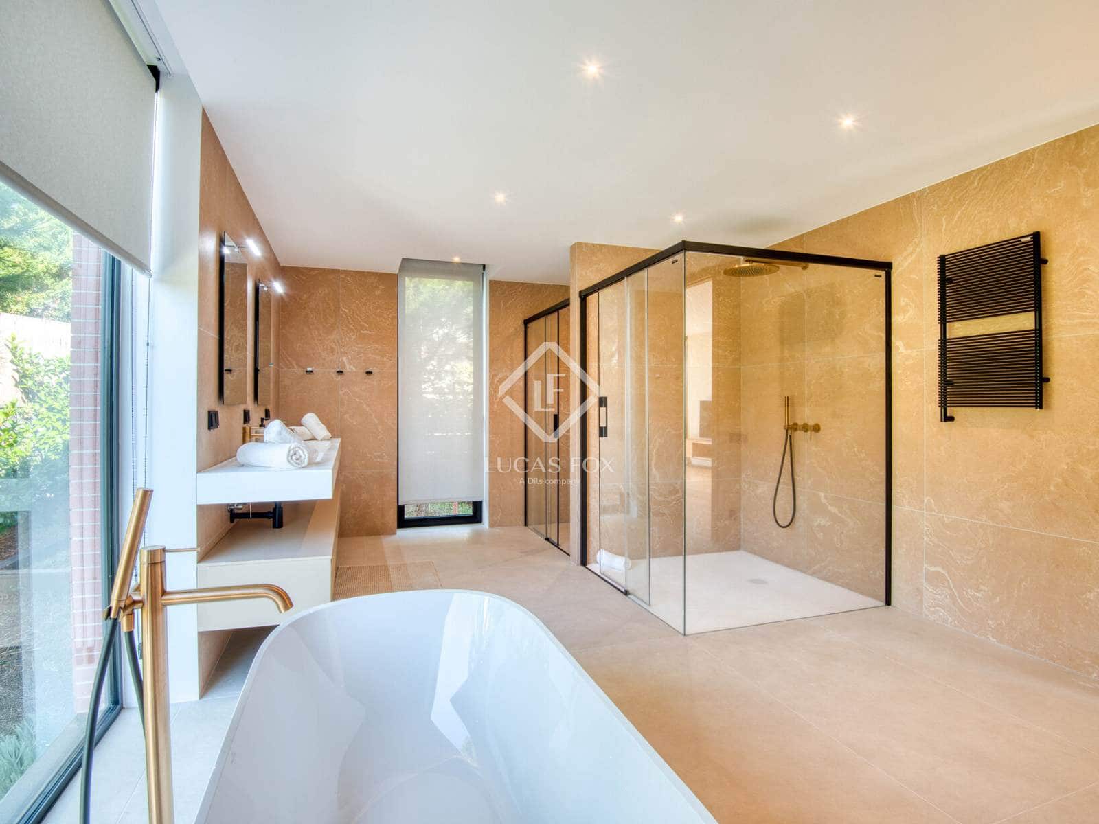 6 bedroom Villa for sale in Sant Feliu de Guixols with pool garage - € 2,200,000 (Ref: 9189857)