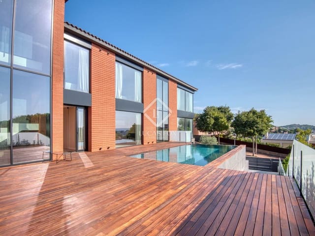 6 slaapkamer Villa te koop in Sant Feliu de Guíxols met zwembad garage - € 2.200.000 (Ref: 9189857)