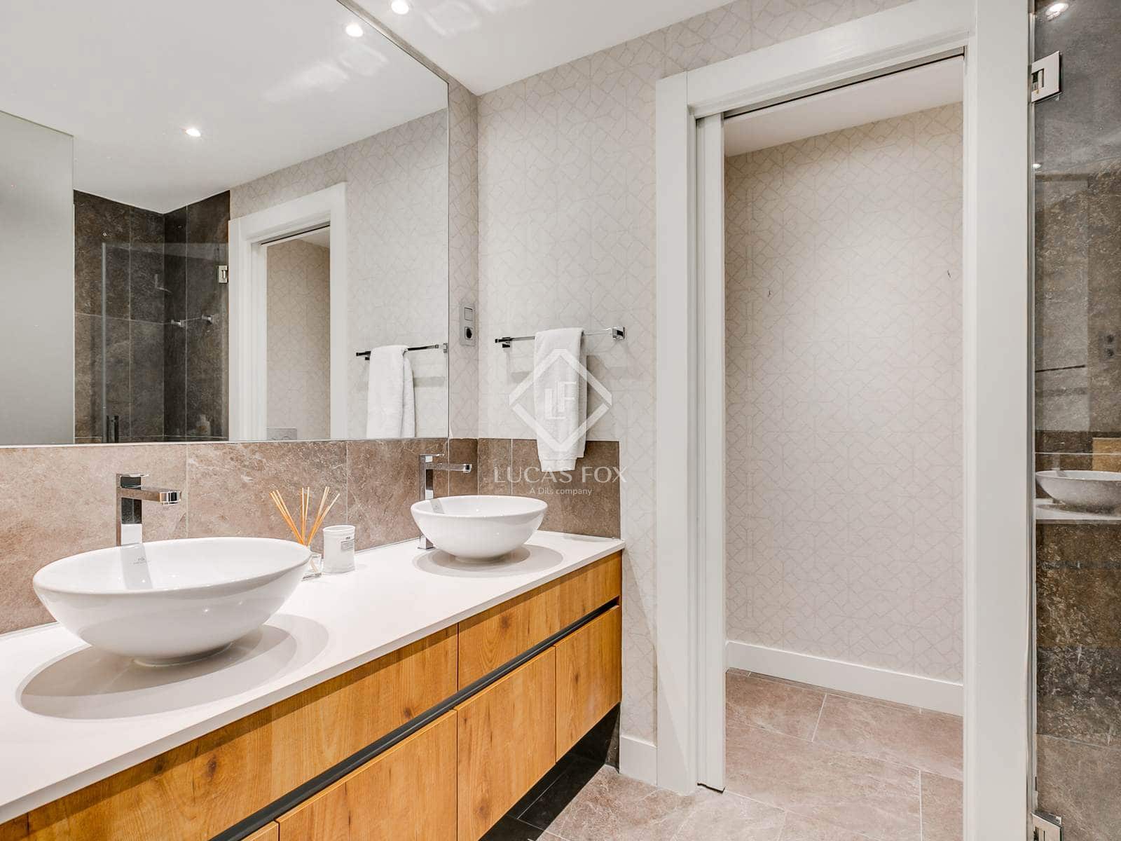 4 soveværelse Penthouse til salg i Madrid by med garage - € 1.850.000 (Ref: 9190258)