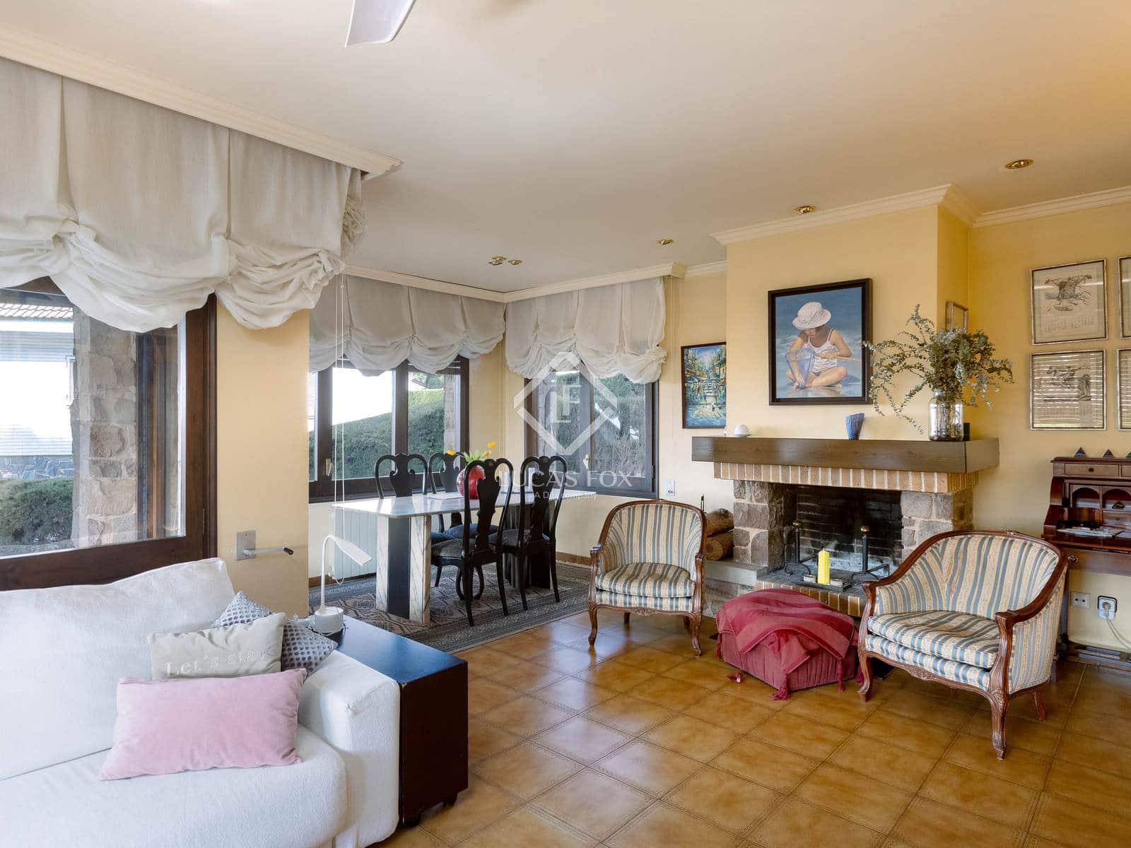 4 soveværelse Villa til salg i Vilassar de Dalt med garage - € 795.000 (Ref: 9190259)