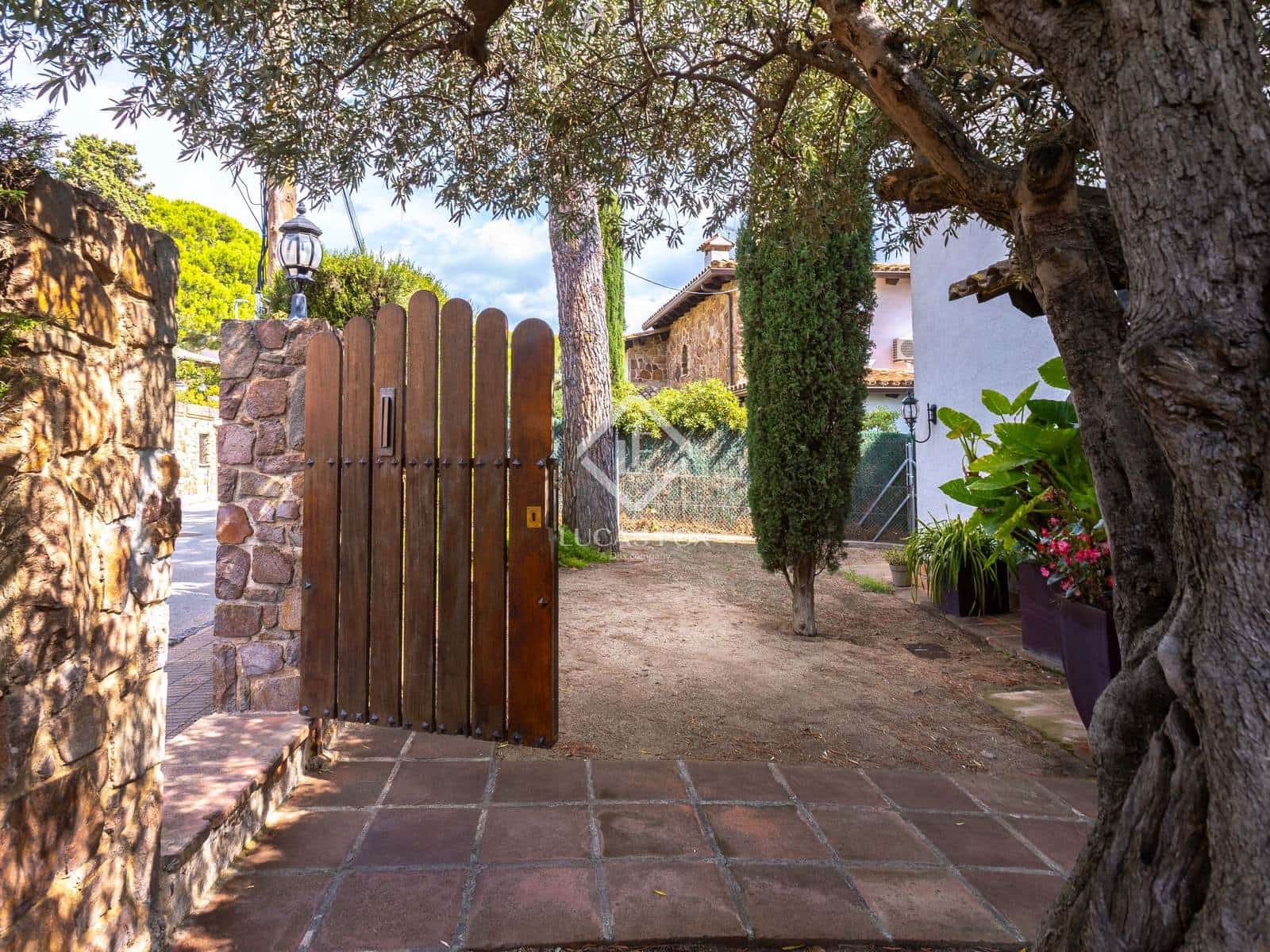 4 soveværelse Villa til salg i Vilassar de Dalt med garage - € 795.000 (Ref: 9190259)