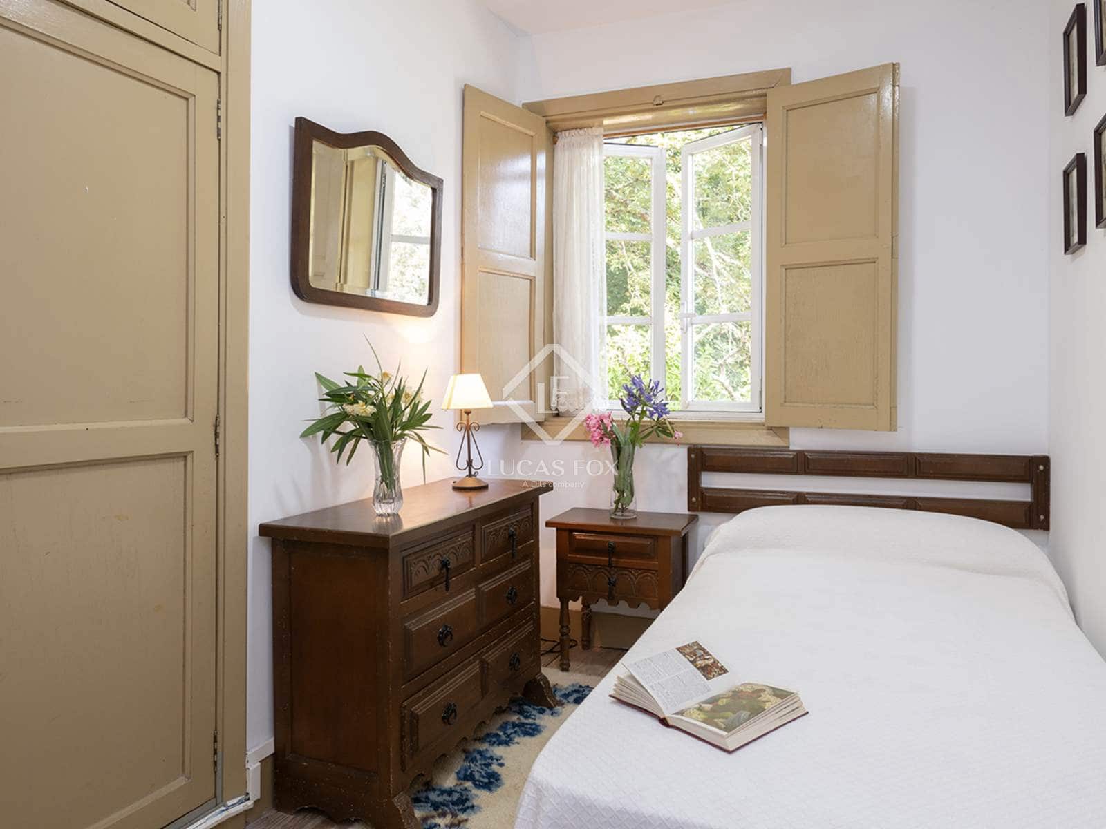 8 soveværelse Finca/Landehus til salg i Redondela - € 800.000 (Ref: 9190591)