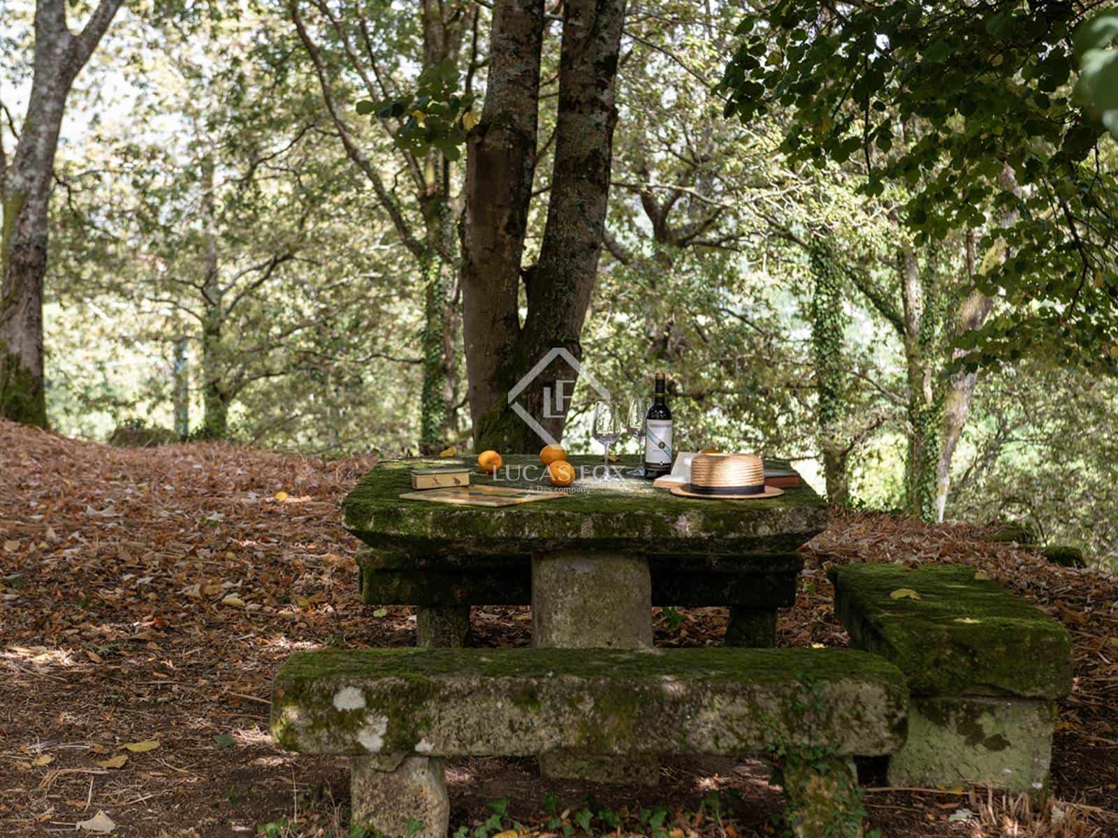 8 soveværelse Finca/Landehus til salg i Redondela - € 800.000 (Ref: 9190591)