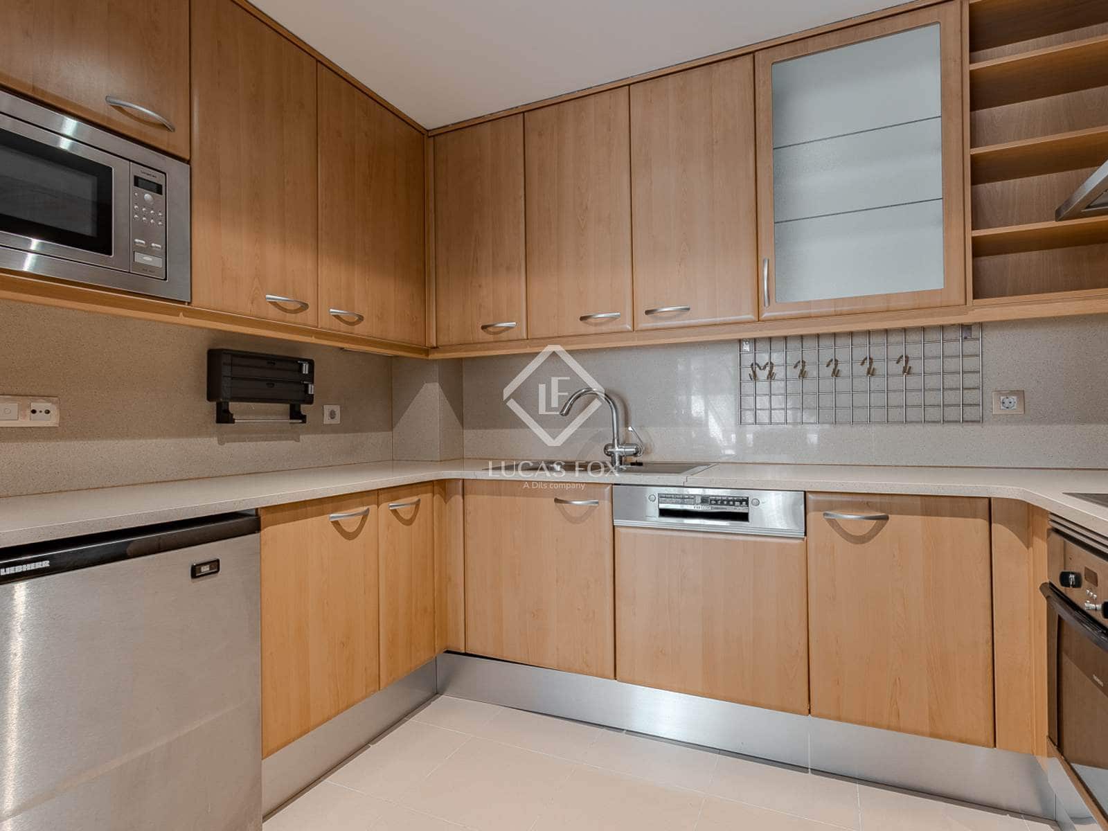 3 bedroom Apartment for rent in Barcelona city with garage - € 3,424 (Ref: 9191379)
