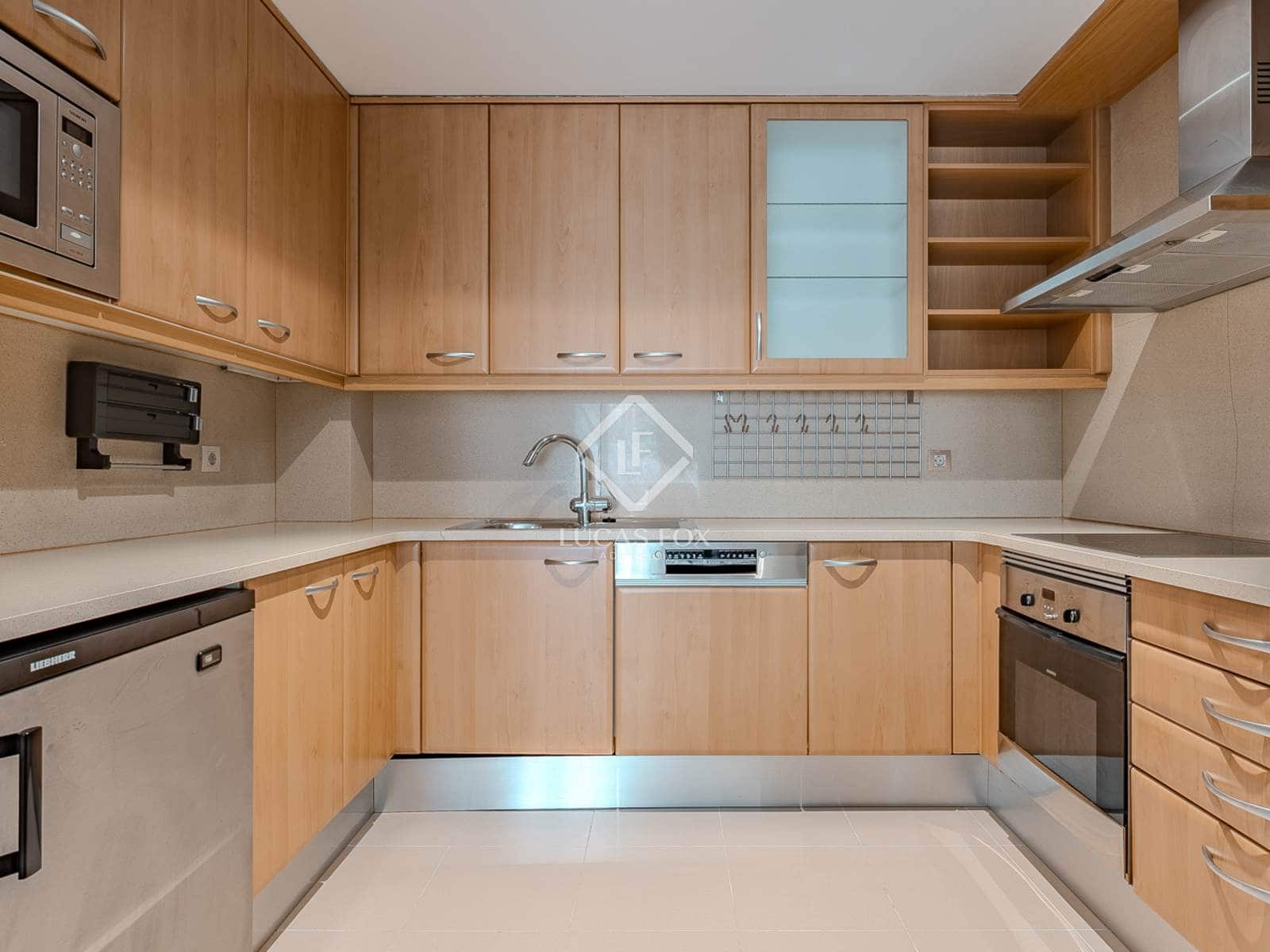 3 bedroom Apartment for rent in Barcelona city with garage - € 3,424 (Ref: 9191379)