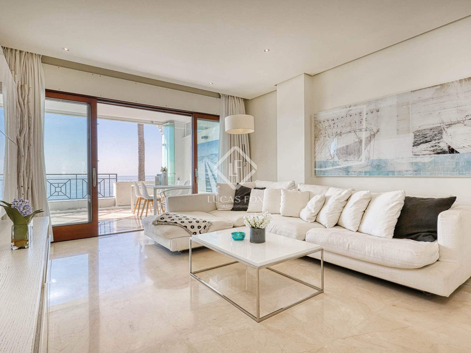 2 chambre Appartement à vendre à Estepona avec piscine garage - 2 100 000 € (Ref: 9191588)