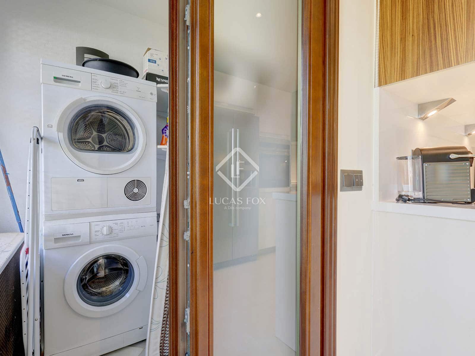 2 chambre Appartement à vendre à Estepona avec piscine garage - 2 100 000 € (Ref: 9191588)