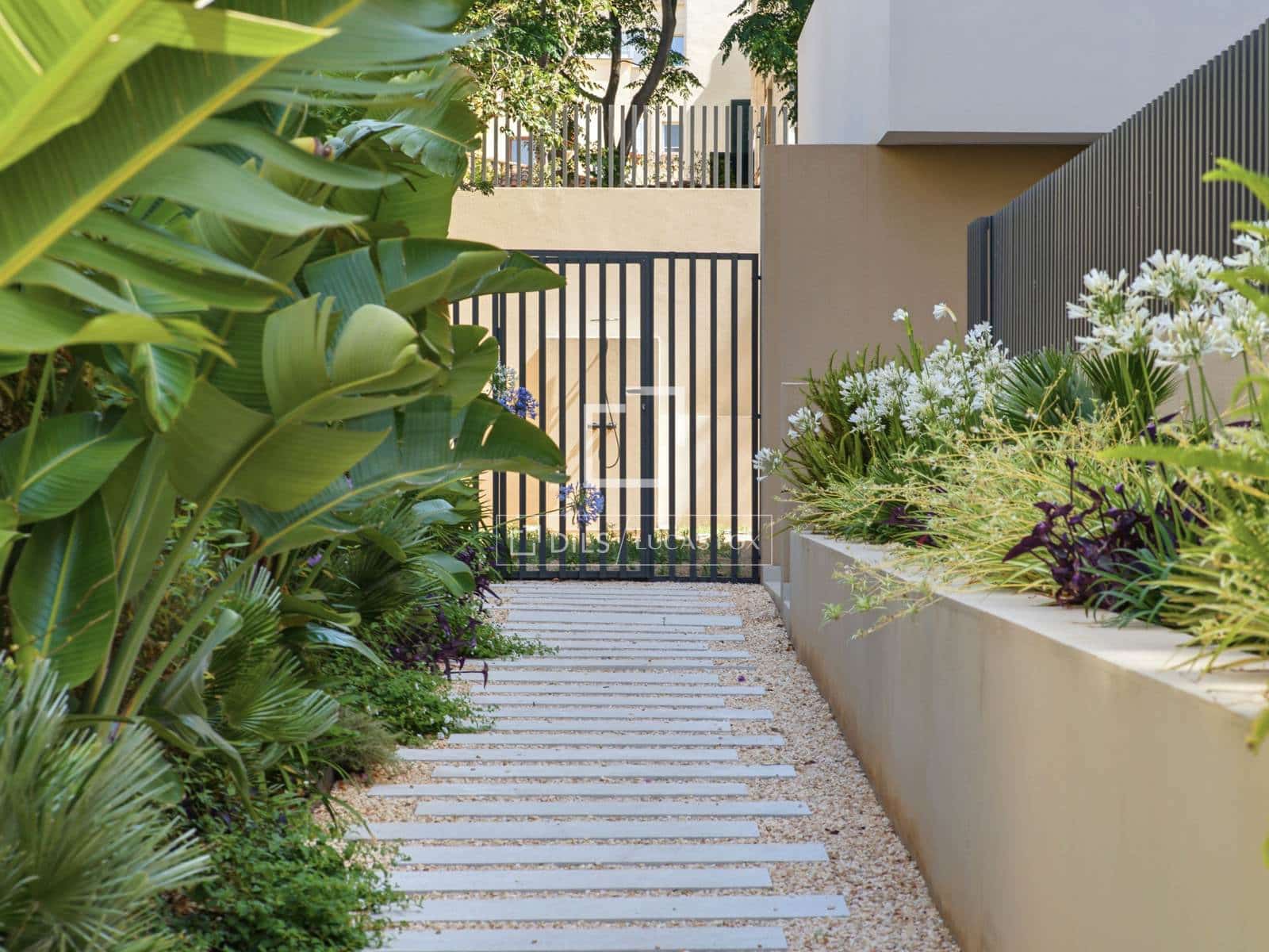 Apartamento de 3 habitaciones en Palma de Mallorca en venta con piscina garaje - 1.100.500 € (Ref: 9193276)