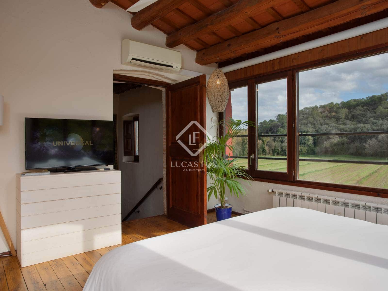 11 soveværelse Erhverv til salg i Cabanelles med swimmingpool garage - € 1.590.000 (Ref: 9193278)