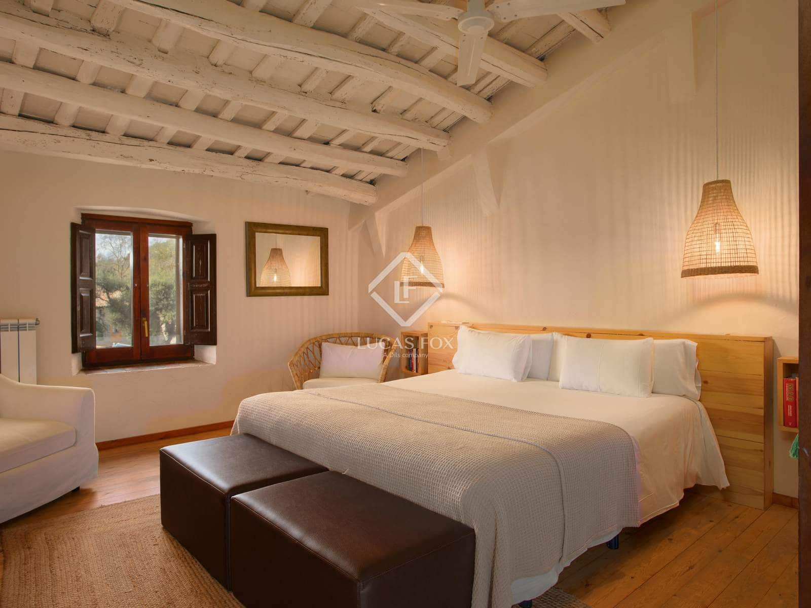 11 soveværelse Erhverv til salg i Cabanelles med swimmingpool garage - € 1.590.000 (Ref: 9193278)