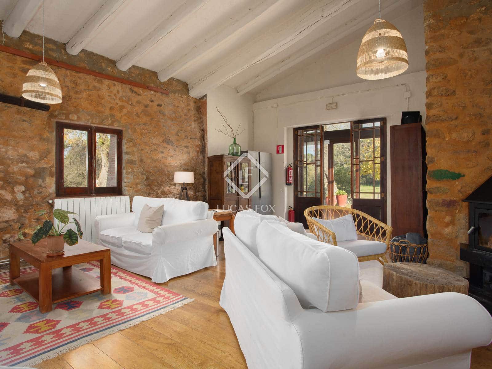 11 soveværelse Erhverv til salg i Cabanelles med swimmingpool garage - € 1.590.000 (Ref: 9193278)