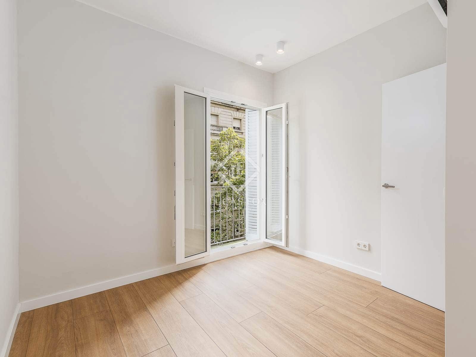 3 slaapkamer Appartement te koop in Barcelona stad - € 669.000 (Ref: 9194866)