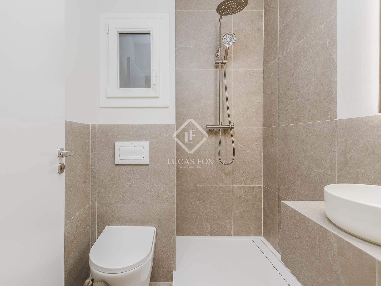 3 slaapkamer Appartement te koop in Barcelona stad - € 669.000 (Ref: 9194866)