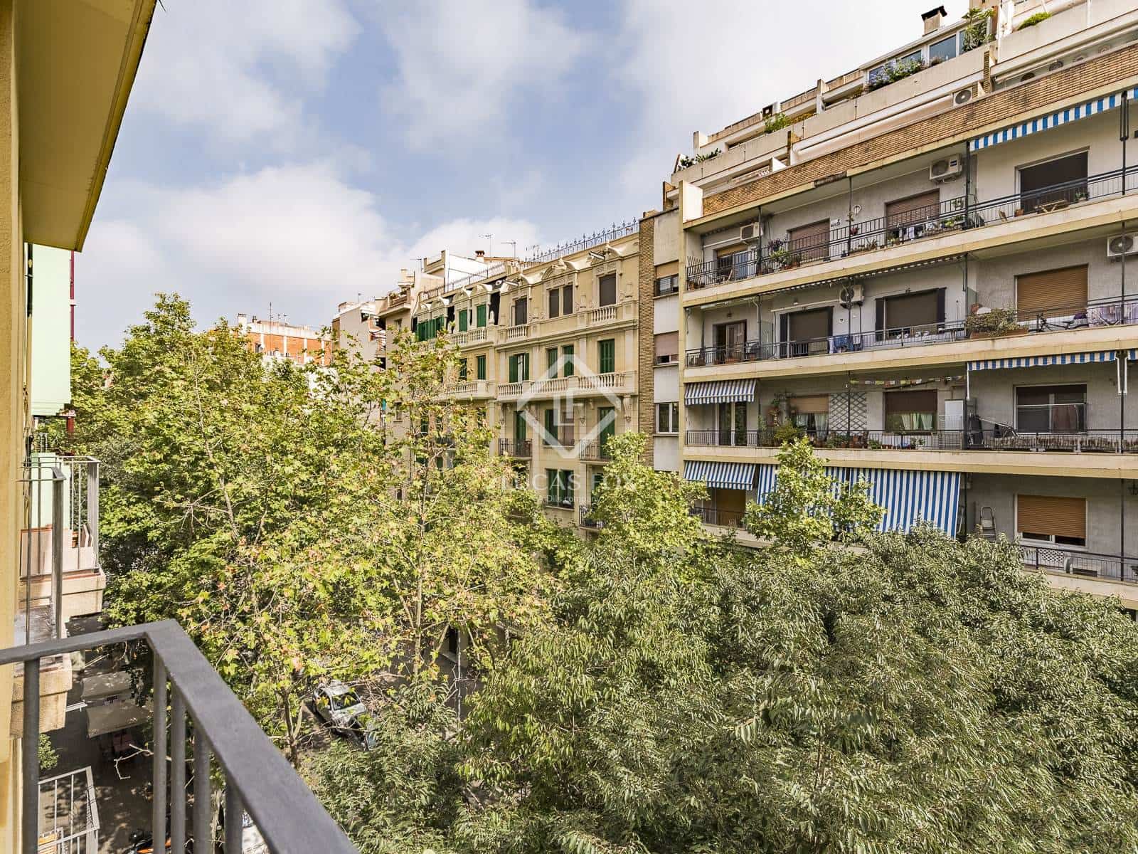3 slaapkamer Appartement te koop in Barcelona stad - € 669.000 (Ref: 9194866)