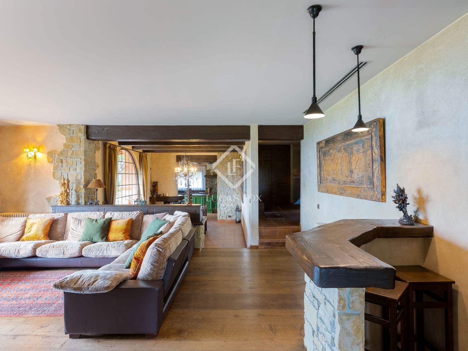 4 soveværelse Villa til salg i Sant Pol de Mar med swimmingpool garage - € 1.800.000 (Ref: 9195189)