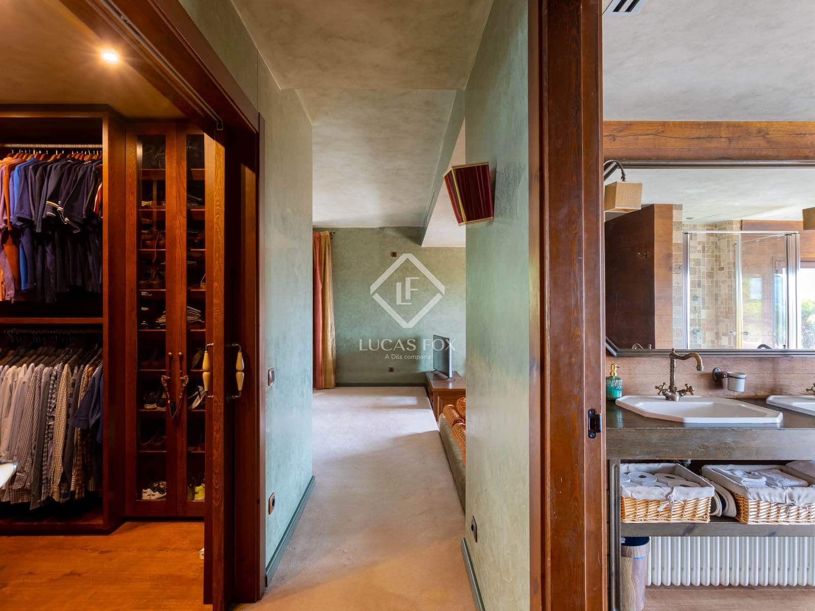 4 soveværelse Villa til salg i Sant Pol de Mar med swimmingpool garage - € 1.800.000 (Ref: 9195189)