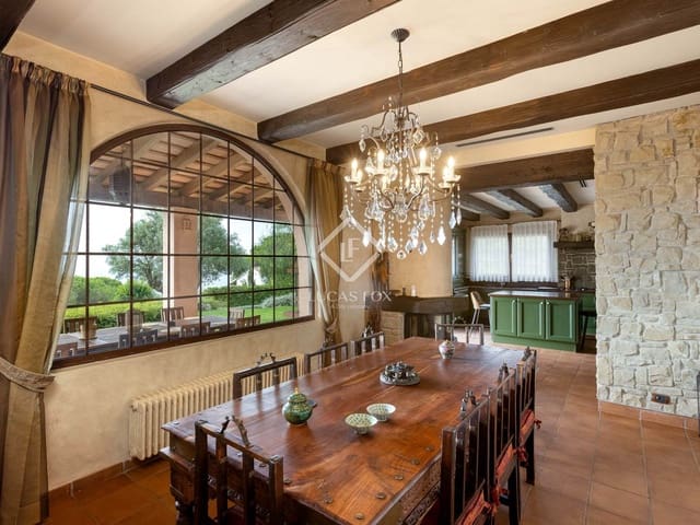 4 quarto Moradia para venda em Sant Pol de Mar com piscina garagem - 1 800 000 € (Ref: 9195189)