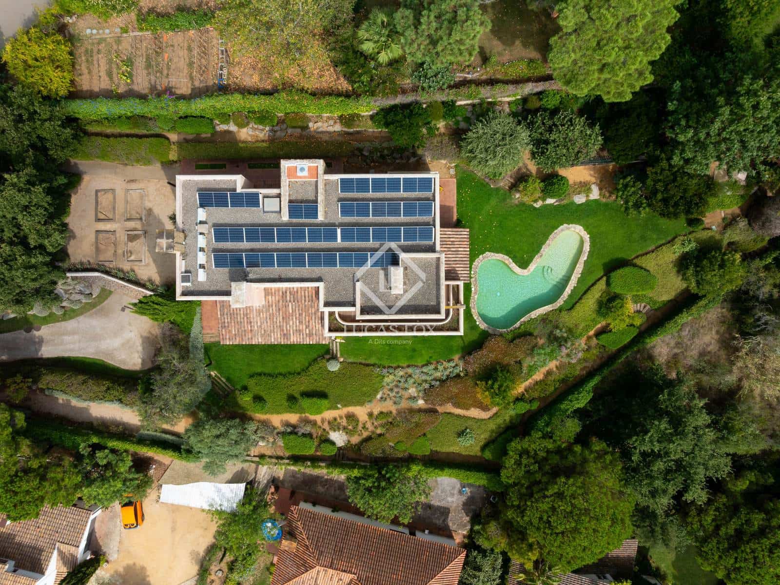 4 soveværelse Villa til salg i Sant Pol de Mar med swimmingpool garage - € 1.800.000 (Ref: 9195189)