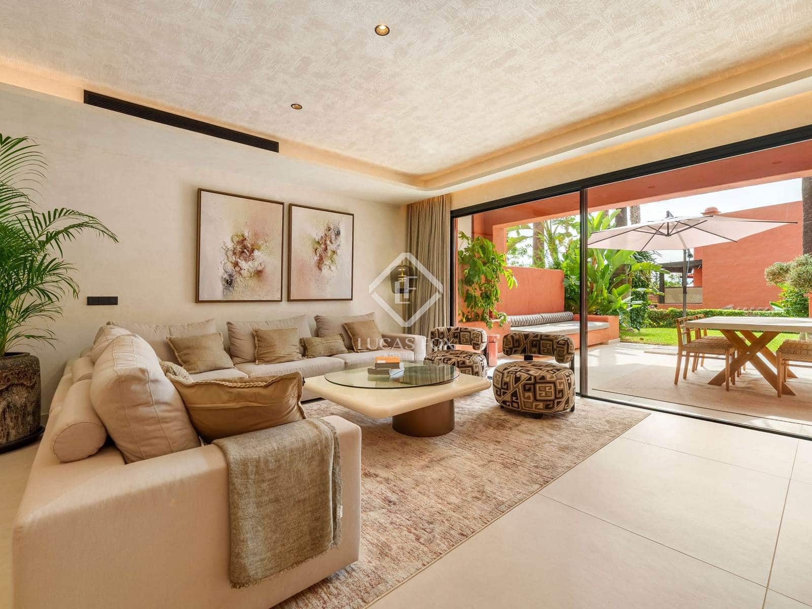4 slaapkamer Villa te koop in Marbella met zwembad garage - € 2.395.000 (Ref: 9197083)