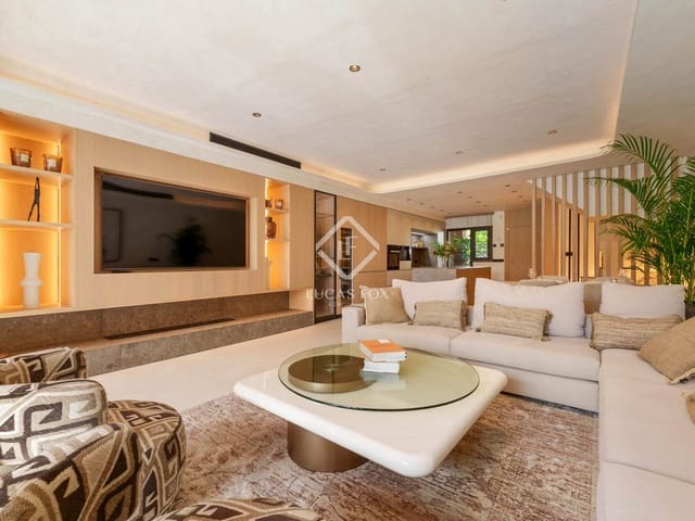 4 slaapkamer Villa te koop in Marbella met zwembad garage - € 2.395.000 (Ref: 9197083)