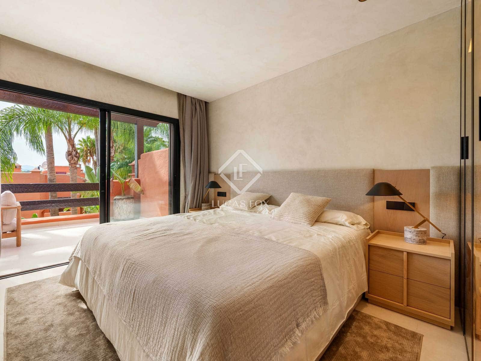 4 slaapkamer Villa te koop in Marbella met zwembad garage - € 2.395.000 (Ref: 9197083)