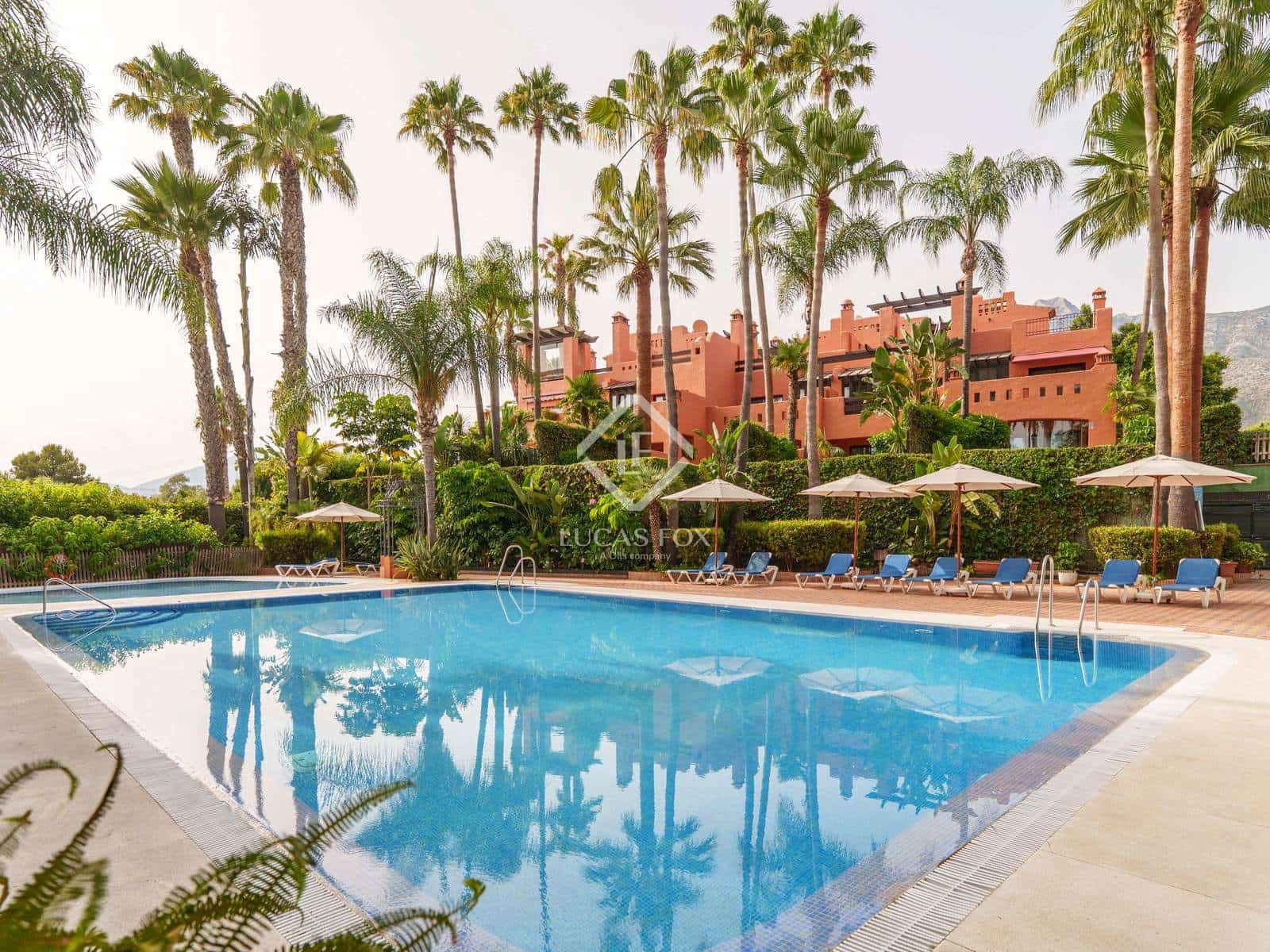 4 slaapkamer Villa te koop in Marbella met zwembad garage - € 2.395.000 (Ref: 9197083)