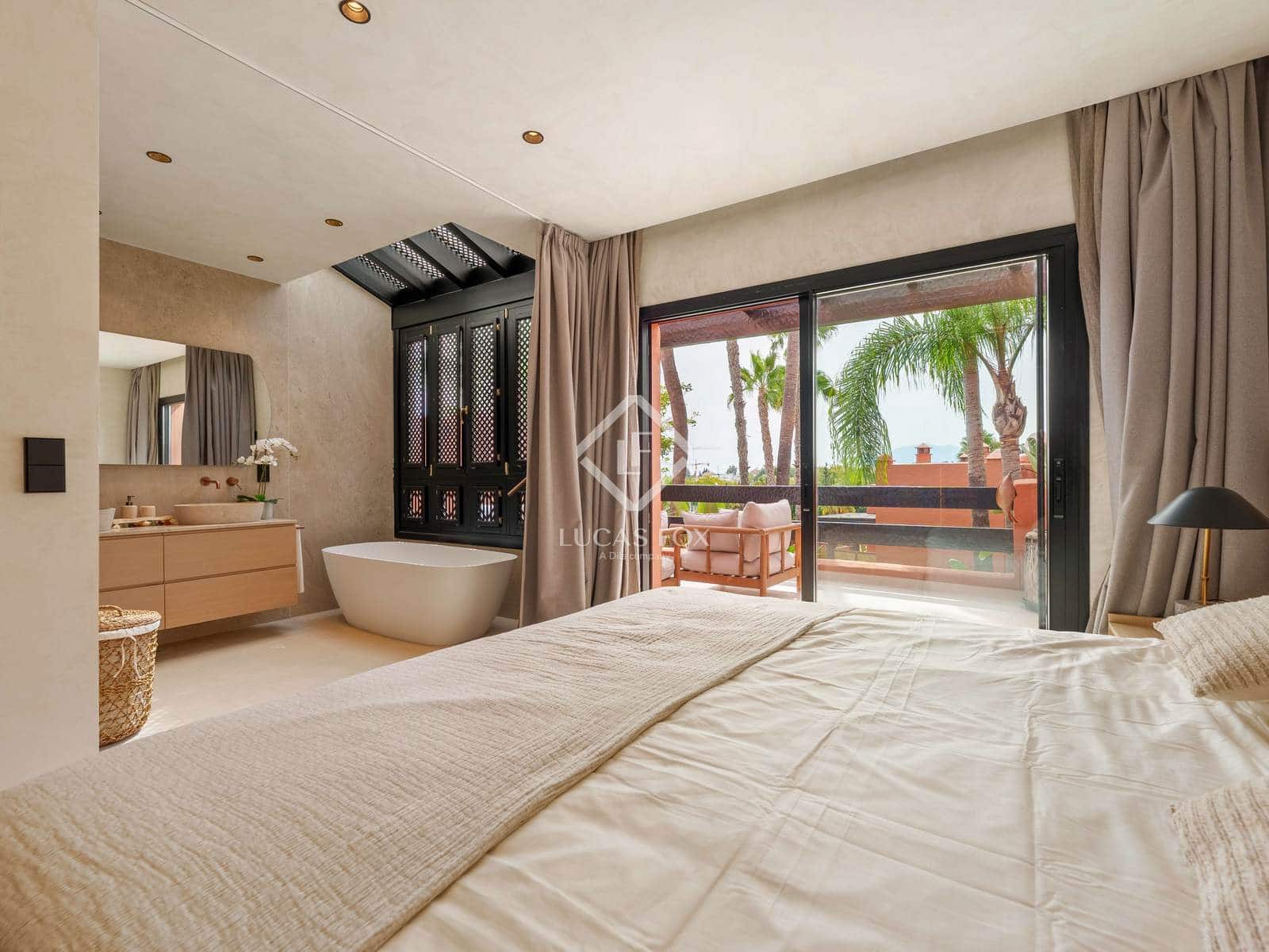 4 slaapkamer Villa te koop in Marbella met zwembad garage - € 2.395.000 (Ref: 9197083)