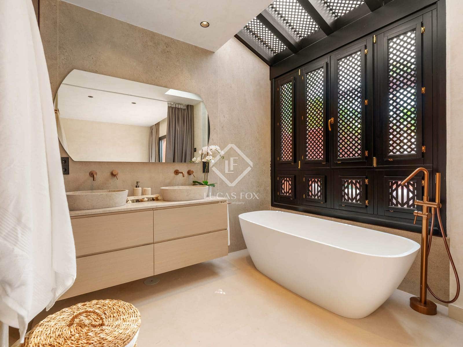 4 slaapkamer Villa te koop in Marbella met zwembad garage - € 2.395.000 (Ref: 9197083)