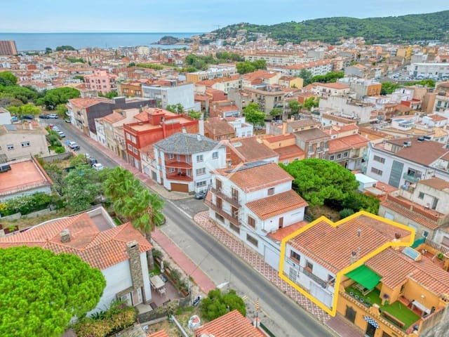 3 soveværelse Villa til salg i Sant Feliu de Guíxols - € 335.000 (Ref: 9197195)