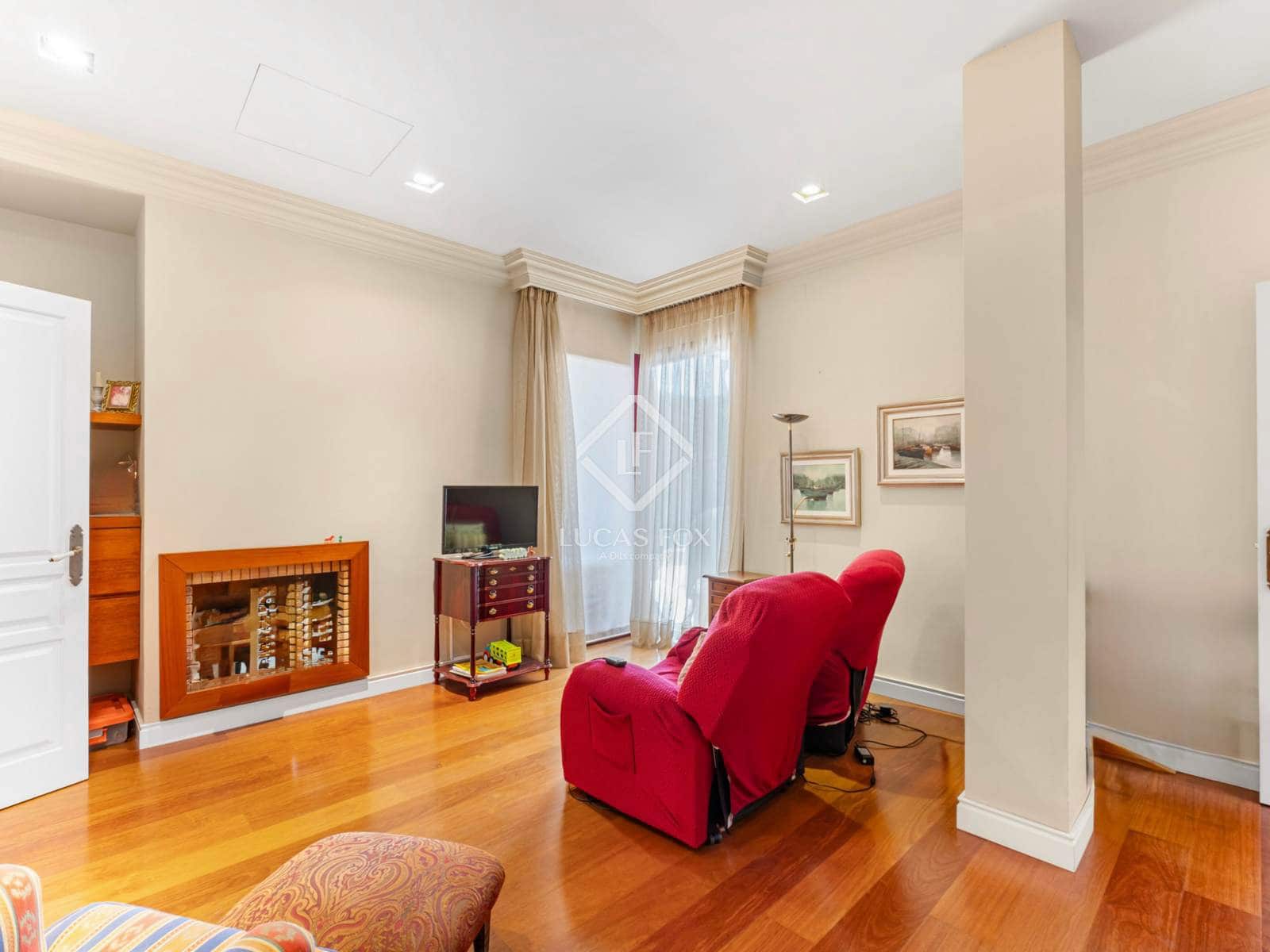 6 bedroom Villa for sale in Alicante / Alacant city with pool garage - € 3,500,000 (Ref: 9197334)