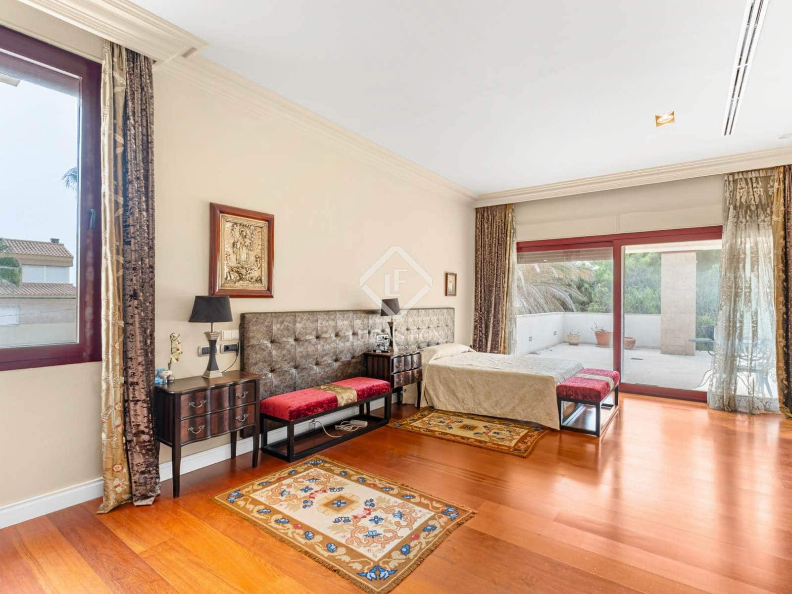 6 bedroom Villa for sale in Alicante / Alacant city with pool garage - € 3,500,000 (Ref: 9197334)