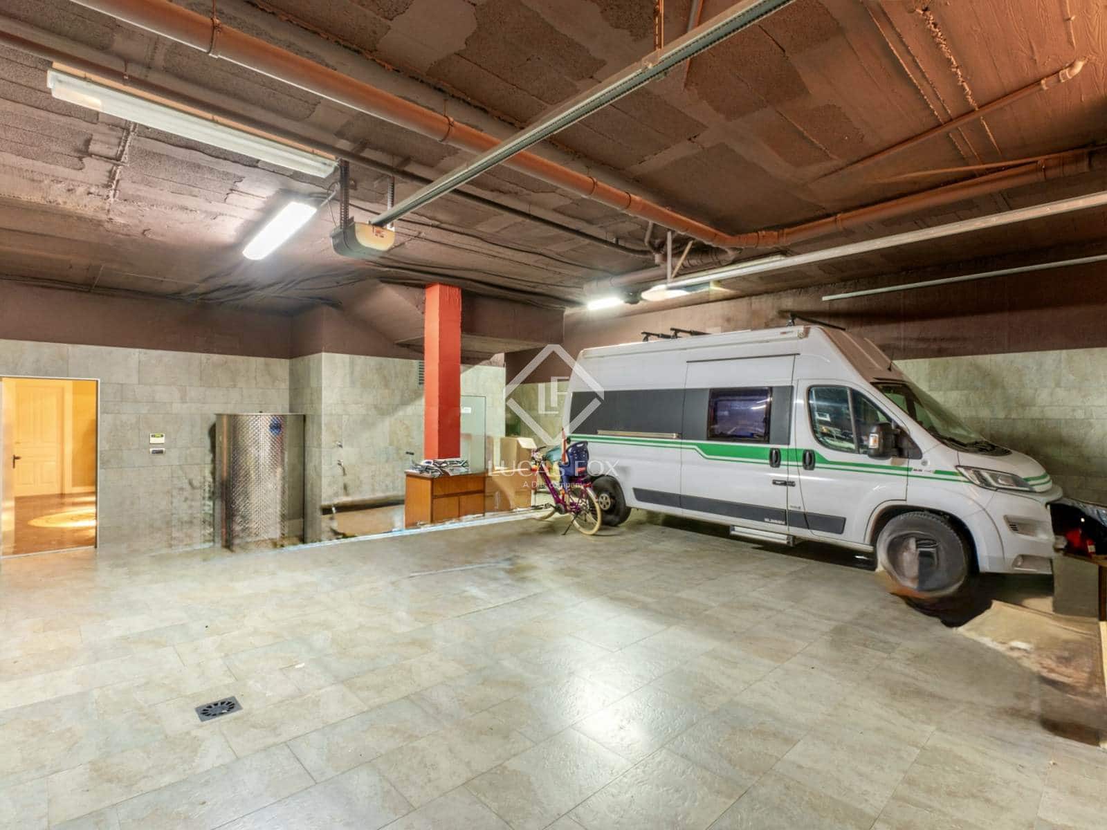 6 bedroom Villa for sale in Alicante / Alacant city with pool garage - € 3,500,000 (Ref: 9197334)