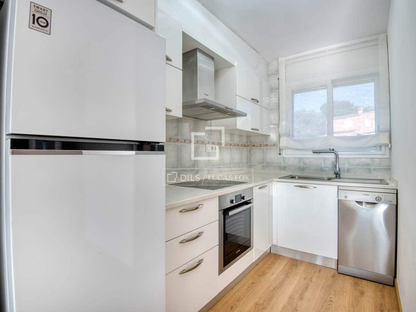 3 soveværelse Villa til salg i S'Agaro med swimmingpool garage - € 580.000 (Ref: 9198157)