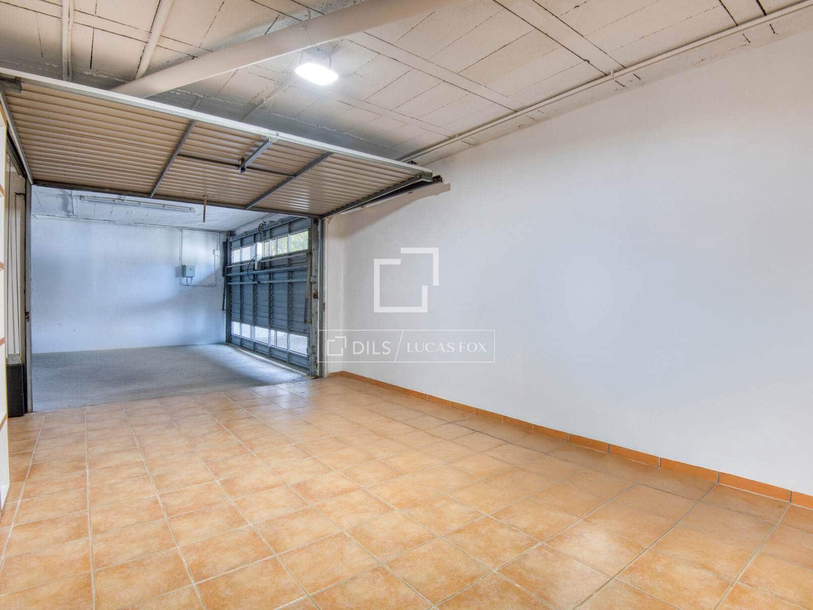 3 soveværelse Villa til salg i S'Agaro med swimmingpool garage - € 580.000 (Ref: 9198157)