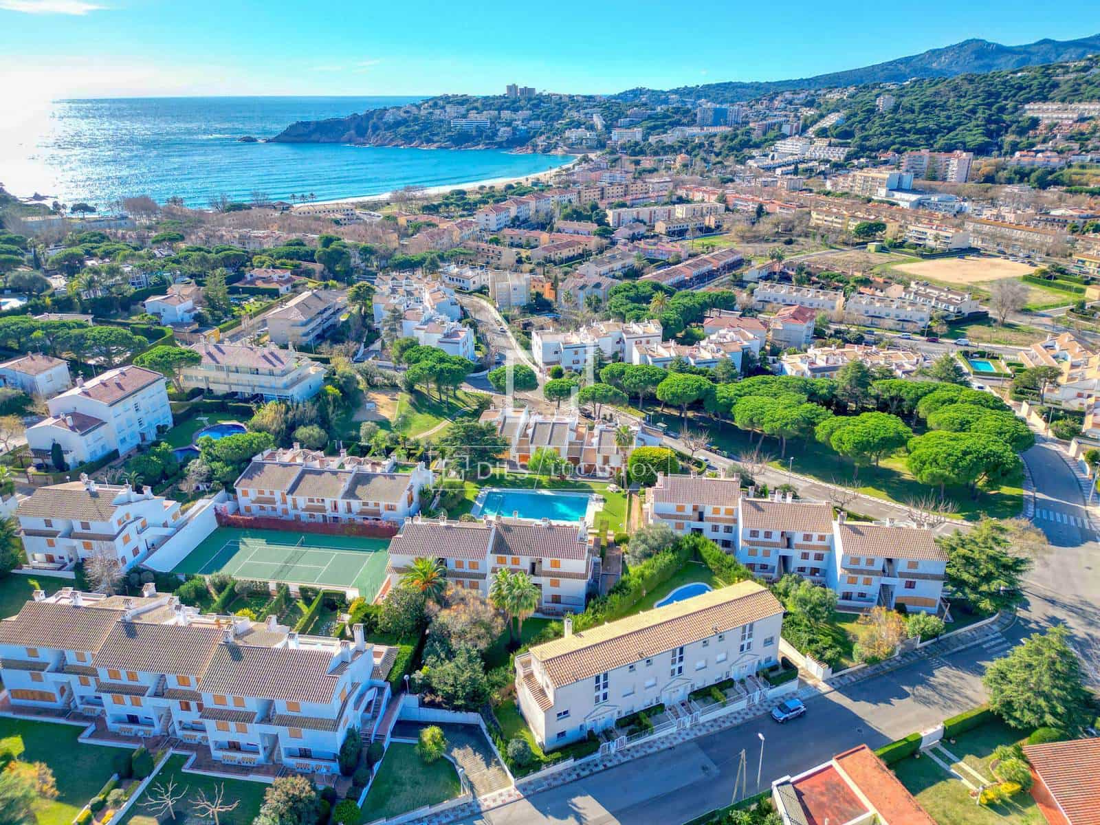 3 soveværelse Villa til salg i S'Agaro med swimmingpool garage - € 580.000 (Ref: 9198157)